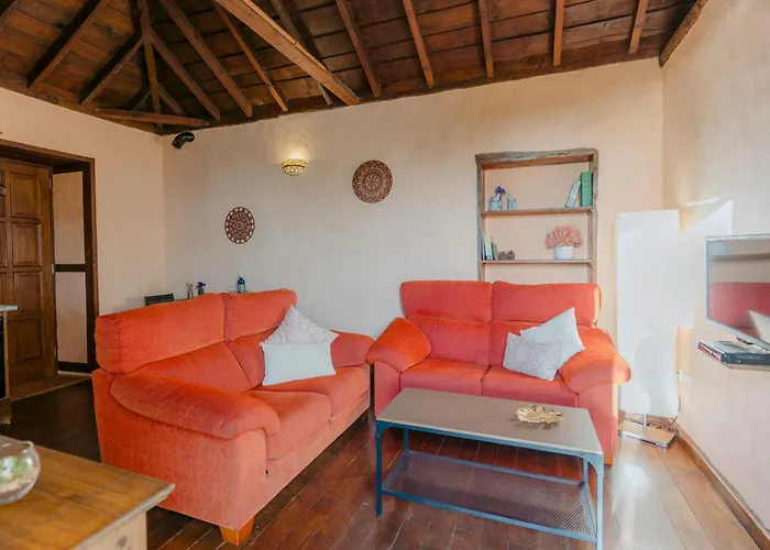 Деревянный коттедж Casa Elena Тихарафе